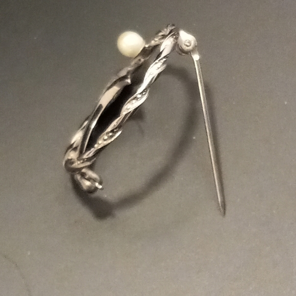 Vintage Signed DCE Sterling Silver Wreath W/Genuine Pearl Leaf Brooch Pin - Picture 4 of 9